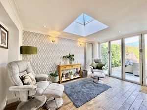 Photo 16- click for photo gallery